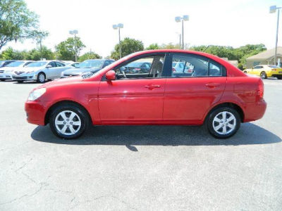 2011 Hyundai Accent  GLS