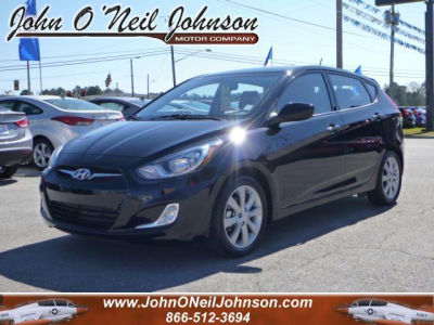 2012 Hyundai Accent  SE