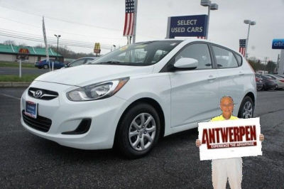 2012 Hyundai Accent  GS