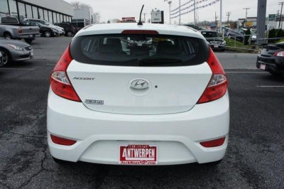 2012 Hyundai Accent  GS