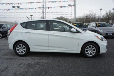 2012 Hyundai Accent  GS