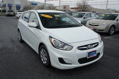 2012 Hyundai Accent  GS