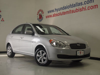 2011 Hyundai Accent  GLS