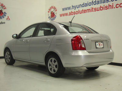 2011 Hyundai Accent GLS