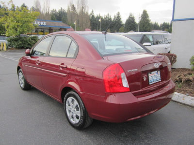 2011 Hyundai Accent  GLS