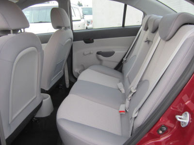 2011 Hyundai Accent  GLS
