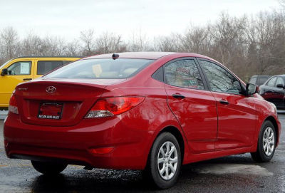 2012 Hyundai Accent  GLS