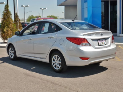 2012 Hyundai Accent  GLS