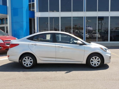 2012 Hyundai Accent  GLS
