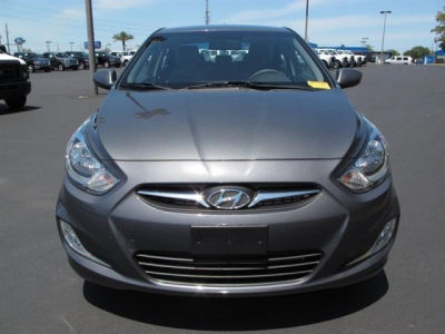 2012 Hyundai Accent  GLS