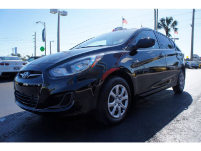 2012 Hyundai Accent GS
