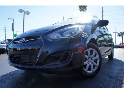 2012 Hyundai Accent GS