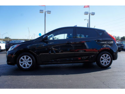 2012 Hyundai Accent GS