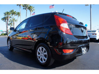2012 Hyundai Accent GS
