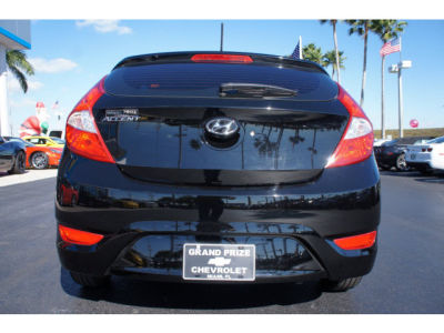 2012 Hyundai Accent GS