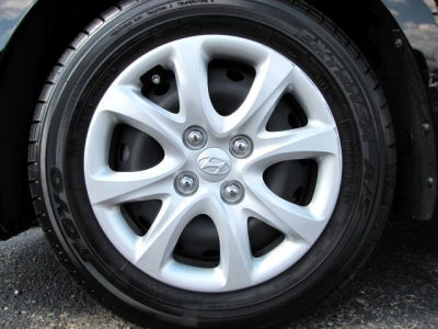 2012 Hyundai Accent  GLS