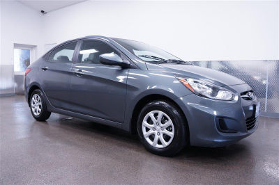 2012 Hyundai Accent  GLS