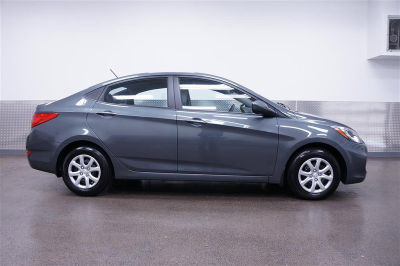 2012 Hyundai Accent  GLS