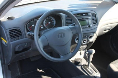 2011 Hyundai Accent  GS