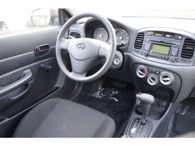 2011 Hyundai Accent  GS