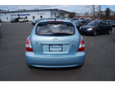 2011 Hyundai Accent  GS