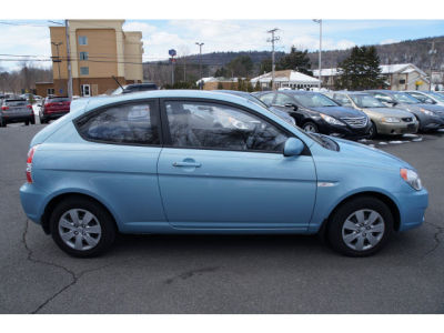 2011 Hyundai Accent  GS