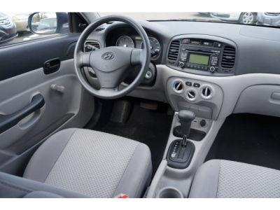 2011 Hyundai Accent  GS