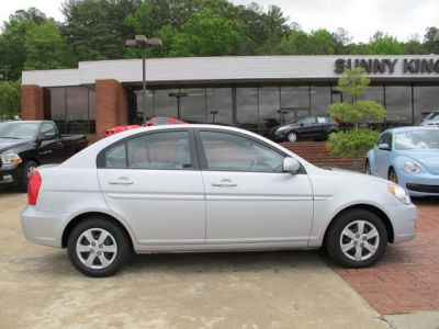 2011 Hyundai Accent GLS