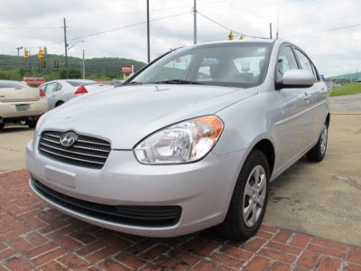 2011 Hyundai Accent GLS