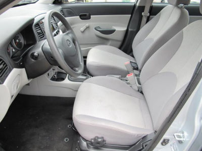 2011 Hyundai Accent GLS