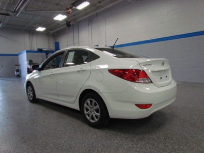 2012 Hyundai Accent  GLS
