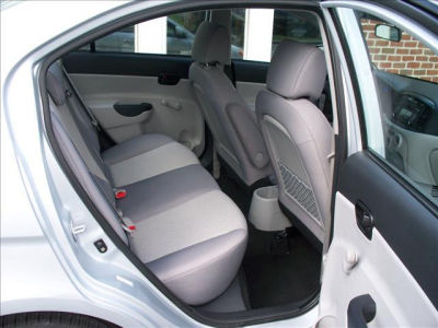 2011 Hyundai Accent  GLS