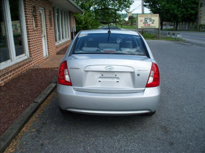 2011 Hyundai Accent  GLS
