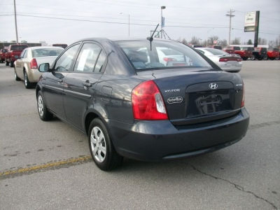 2011 Hyundai Accent GLS