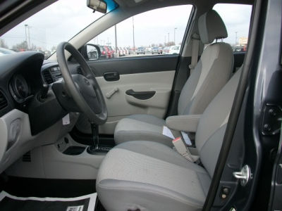 2011 Hyundai Accent GLS