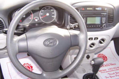 2011 Hyundai Accent GLS