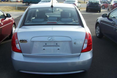 2011 Hyundai Accent  GLS