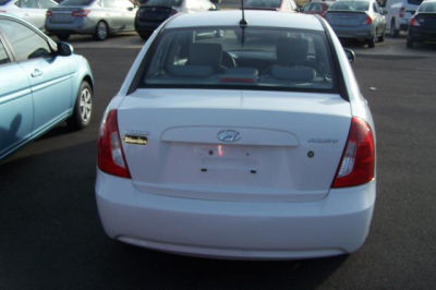 2011 Hyundai Accent GLS