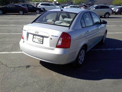 2011 Hyundai Accent  GLS