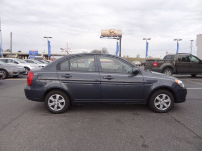 2011 Hyundai Accent  GLS