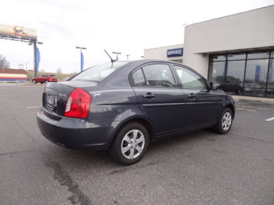 2011 Hyundai Accent  GLS