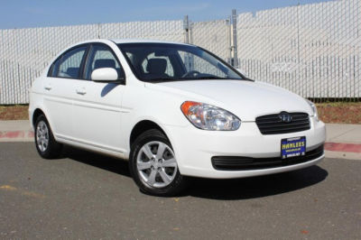 2011 Hyundai Accent  GLS