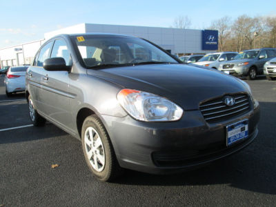 2011 Hyundai Accent  GLS