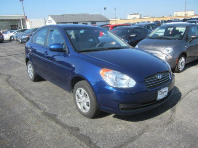 2011 Hyundai Accent  GLS