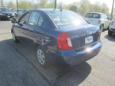 2011 Hyundai Accent  GLS