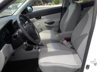 2011 Hyundai Accent GLS