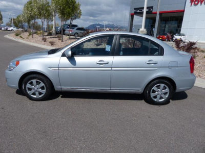 2011 Hyundai Accent  GLS