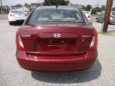 2009 Hyundai Accent  GLS