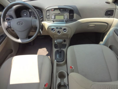 2009 Hyundai Accent  GLS