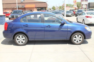 2011 Hyundai Accent  GLS